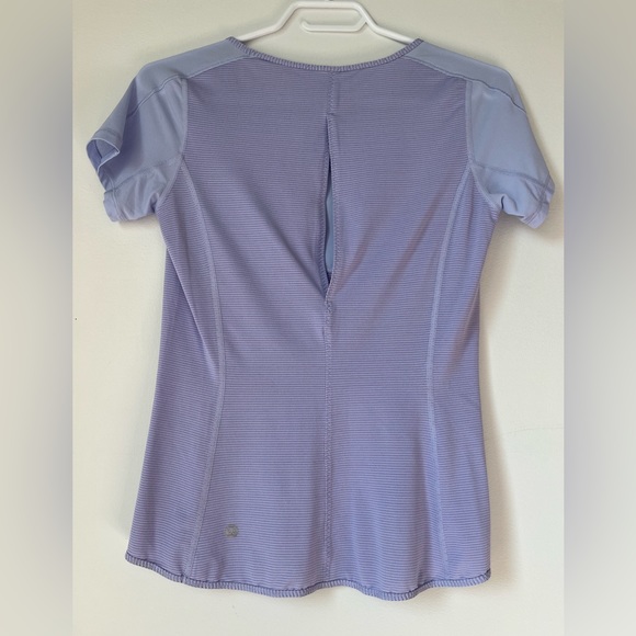 Lululemon iliac workout top - Picture 2 of 3